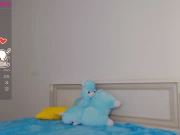 female cam girl small_blondee image #3093166
