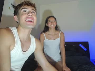 female cam couple sassysoulmates image #4040593