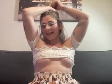 female cam girl tipsyfroggy image #3970482