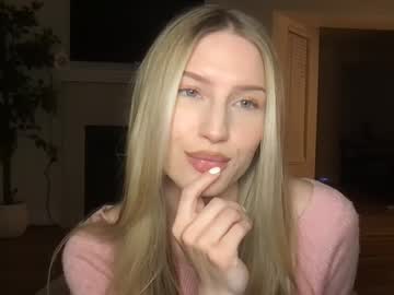 thezabrina  female  webcam