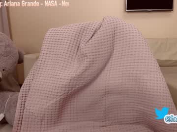 female cam girl hollyextra image #723687