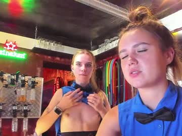 female cam couple dirtypub image #2302359