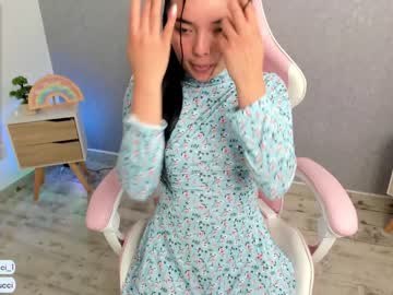 female cam girl pavlovacoluccii_ image #1936619