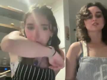 female cam couple fairydust444 image #4045778