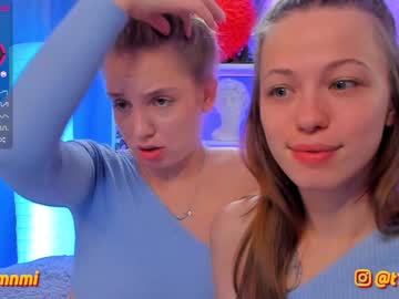 female cam couple huntertiana image #215321