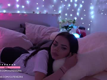 female cam girl ezra image #2233843