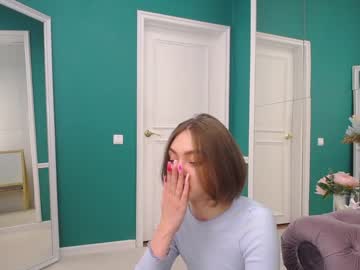 female cam girl adelewilson__ image #576543