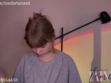female cam girl tendertainted image #880051