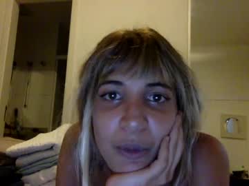brazilianhippie  female  webcam