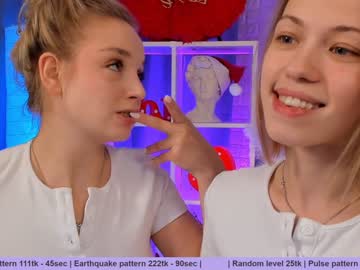female cam couple huntertiana image #735623