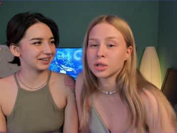 female cam couple huntertiana image #2230796