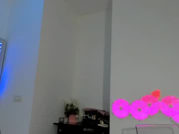 female cam girl hotfallingdevil image #3169390