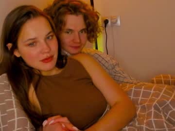 female cam couple di_n_alex image #636344