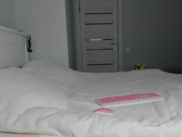 female cam couple slemgem image #443455