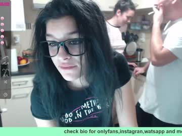 female cam couple maya_and_guests image #957209