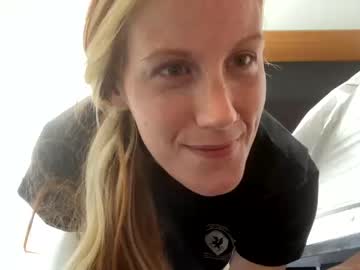 swedgirl_  female  webcam