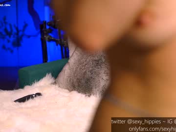 female cam couple sexyhippies image #679539