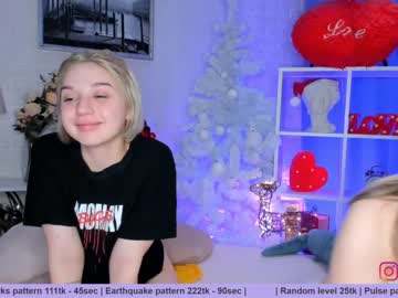 female cam couple huntertiana image #1011303