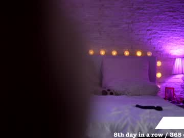 female cam girl evelyne92 image #2052936