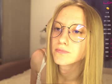 female cam girl angeellina image #1571179