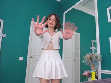 female cam girl adelewilson__ image #1287944