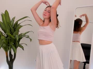 female cam couple lottie_shine image #2568697