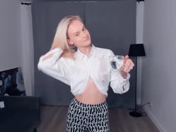 female cam girl lili_summer image #3964769