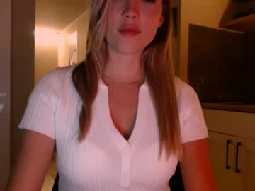 female cam girl bitter_moon image #3910396