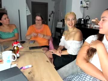 female cam couple yourlittlepervert image #2239432