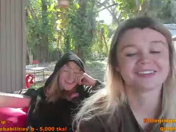 female cam couple xoxo_caroline image #895729