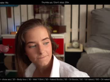 female cam girl hermione_potter_couple image #2301730