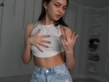 female cam girl din_star image #1330082