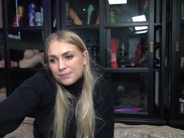 female cam girl siswet19 image #3377401