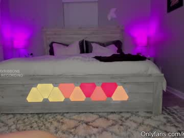 female cam girl kayribbons image #978210