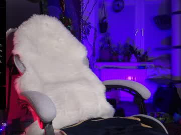 female cam girl moon_nymph image #3975543