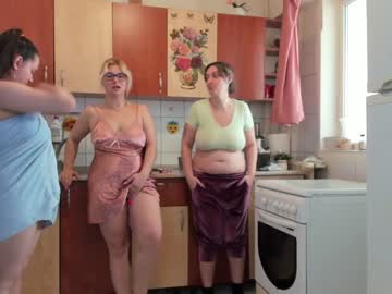 female cam couple juliana35 image #1487965