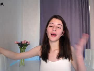 female cam girl kate_lewis image #2793820
