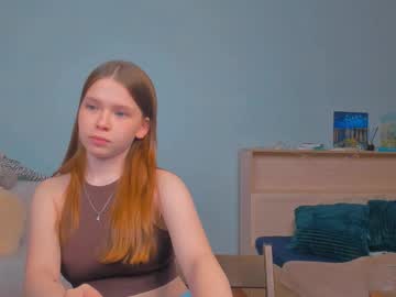 tinysrose  female  webcam