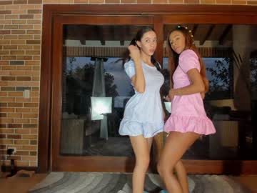 female cam couple cuteanddesesperate image #2413128