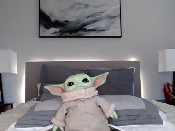 female cam couple ari_lovexo image #2319176