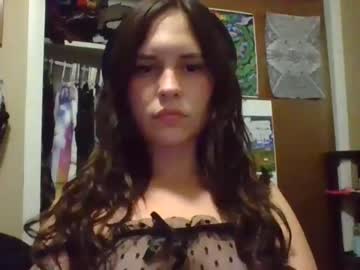 female cam girl roseyylips image #2722768