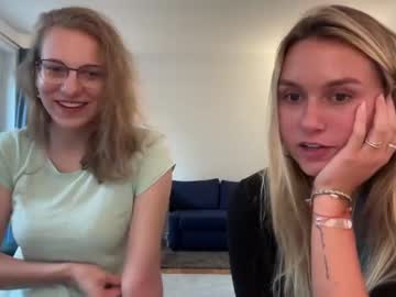 female cam girl sarahsapling image #3955716
