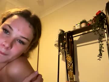 female cam couple bunniyms image #4074928
