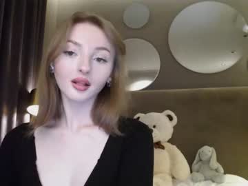 female cam girl ohmolli image #2933954