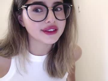 female cam girl playnofuckinggames image #1513670