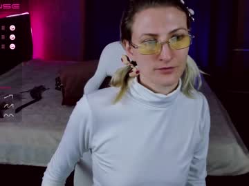 female cam girl eva__blonde image #3584748