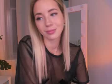 female cam girl emmi_rosee image #340325