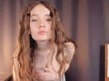 elswythdowden  female  webcam
