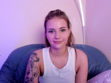 female cam girl hustleebabyy image #2818928