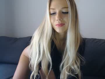 female cam girl pervyblonde image #440147